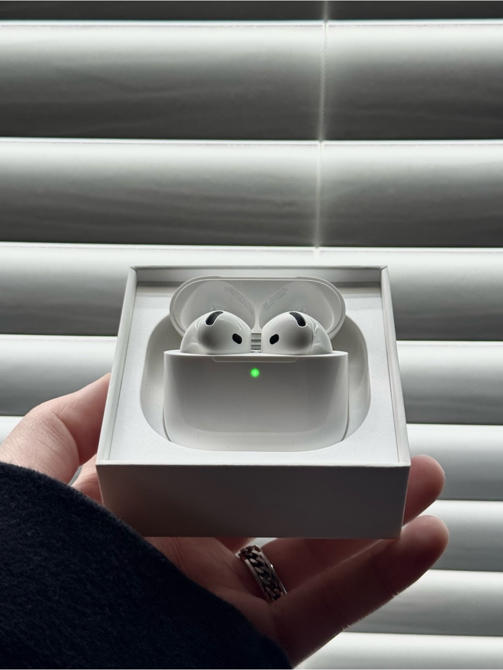 Apple AirPod 4 Noise Cancellation Wireless Earbuds with Charging Case - White